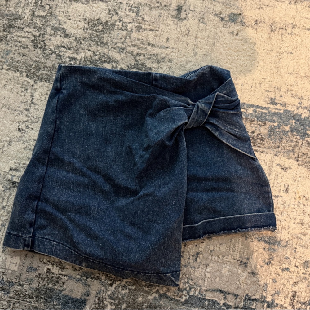 Flying tomato skort